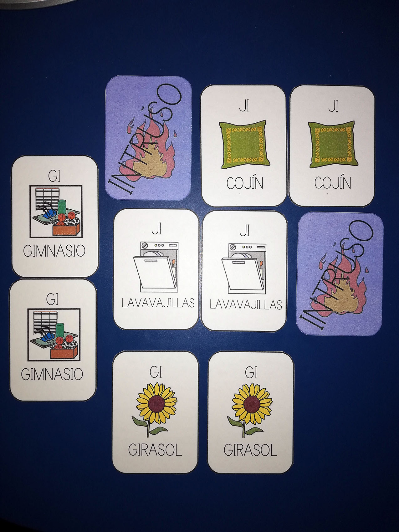Juego del Intruso - Aprendemos normas y palabras con G y J